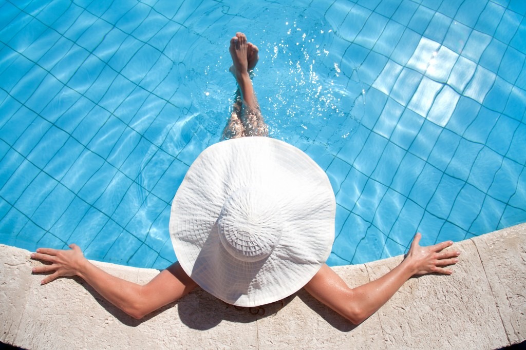 pool shutterstock_129527819
