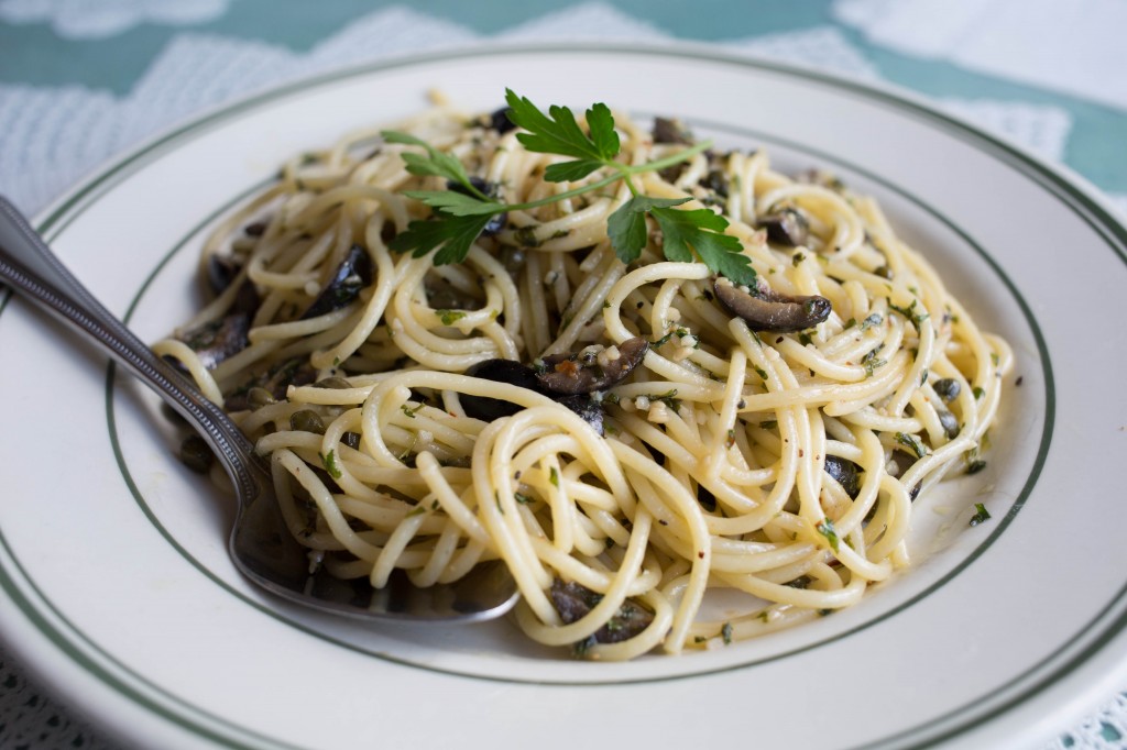 2014-05-01Taste Marys Trattoria 12780