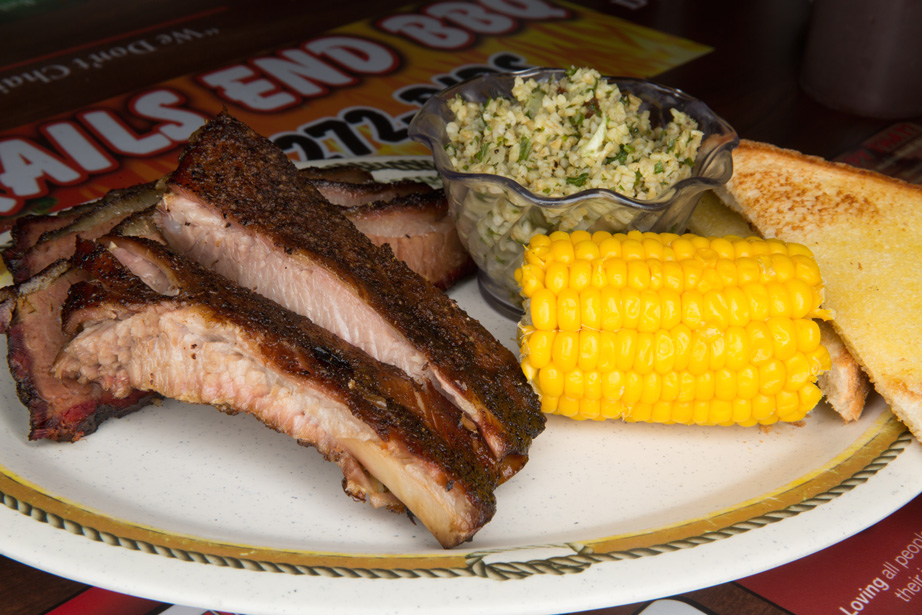 The rib platter at Trail’s End BBQ. Photo by Brandon Scott.