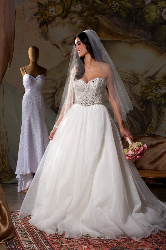 2014-11-18Wed-Dresses-2015--21325
