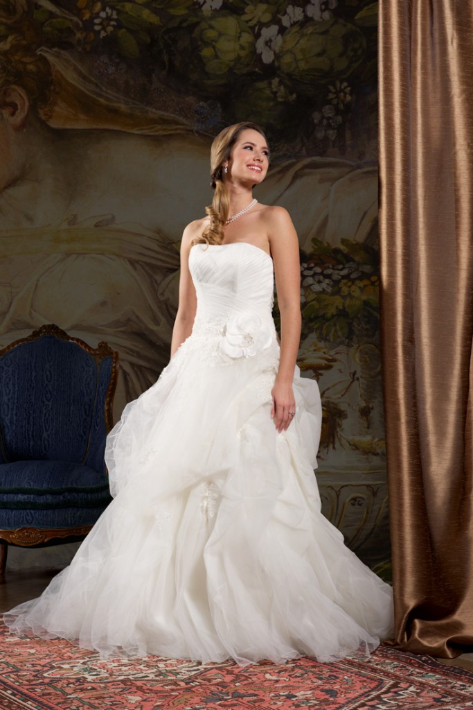 2014-11-18Wed-Dresses-2015--21611