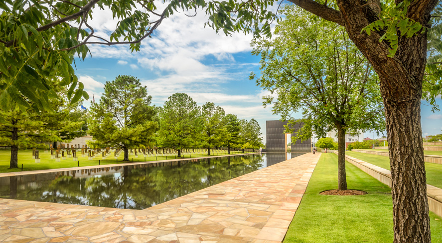 reflecting-pool-okc-bombing-shutterstock_206257396