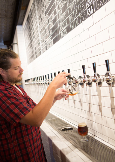 The Marshall Arrowhead Pale Ale is a popular pour at Oak & Ore. Photo by Brent Fuchs.
