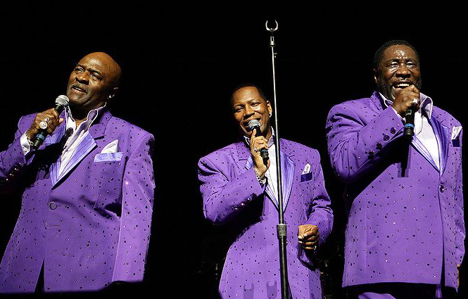 800px-The_O'Jays-photo-by-raymond-boyd2