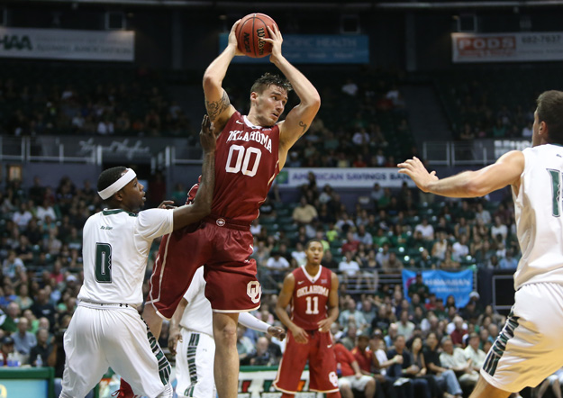 Courtesy of Oklahoma Athletics Communications.