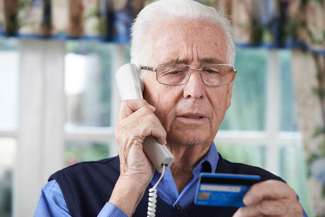 credit-card-shutterstock_322966952
