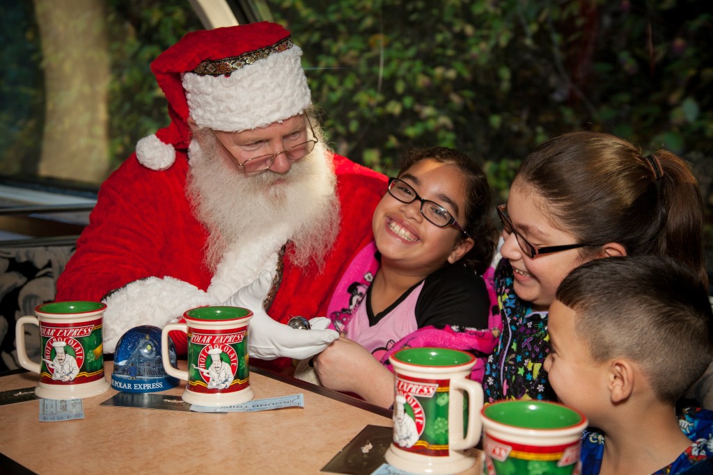 hot-chocolate-with-santa