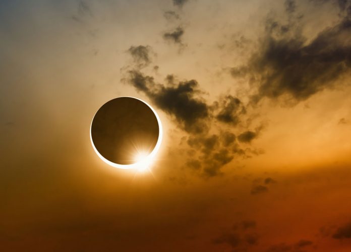 Full sun eclipse