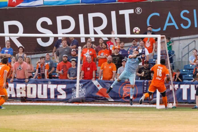 Brooke Carroll:Tulsa Roughnecks.