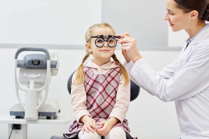 Visiting oculist
