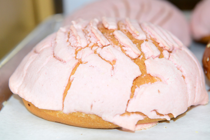 Pan dulce is topped with colorful icing at Pancho Anaya Bakery. Photo by Natalie Green.