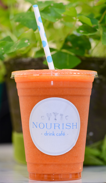 Nourish Drink Café’s offerings include fresh and bottled smoothies. Photo by Natalie Green.